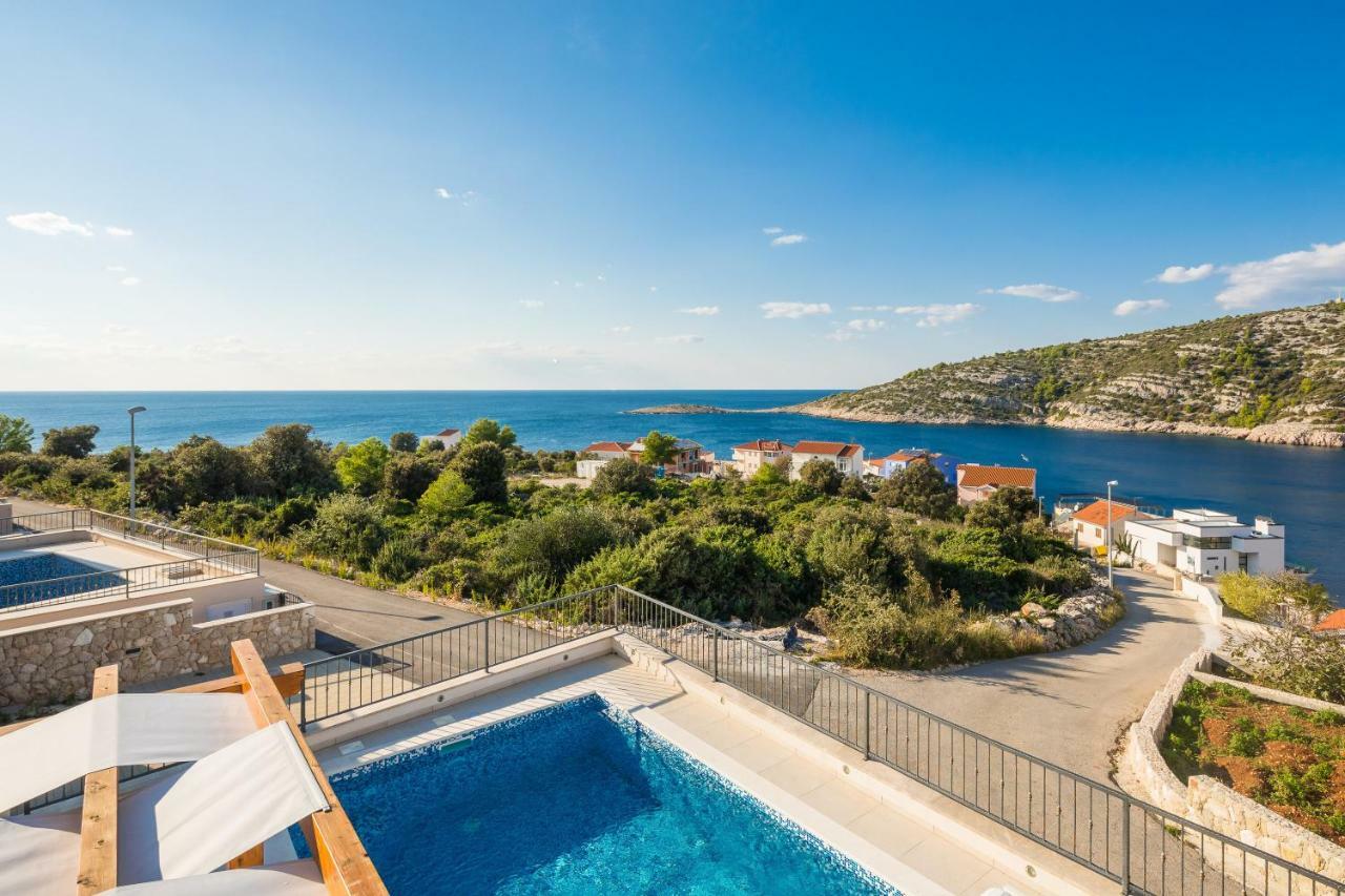 Villa Diomedes With The Sea View And The Pool Rogoznica  Exterior photo